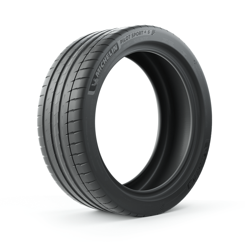 Pilot-Sport-4S