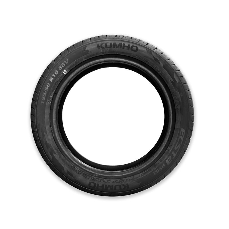 KUMHO-ECSTA-HS52